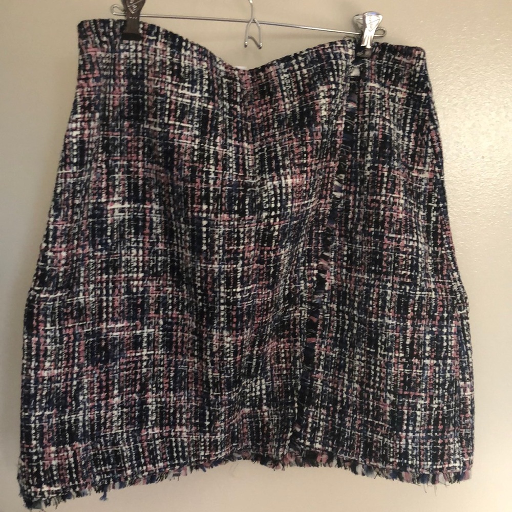 LOFT miniskirt